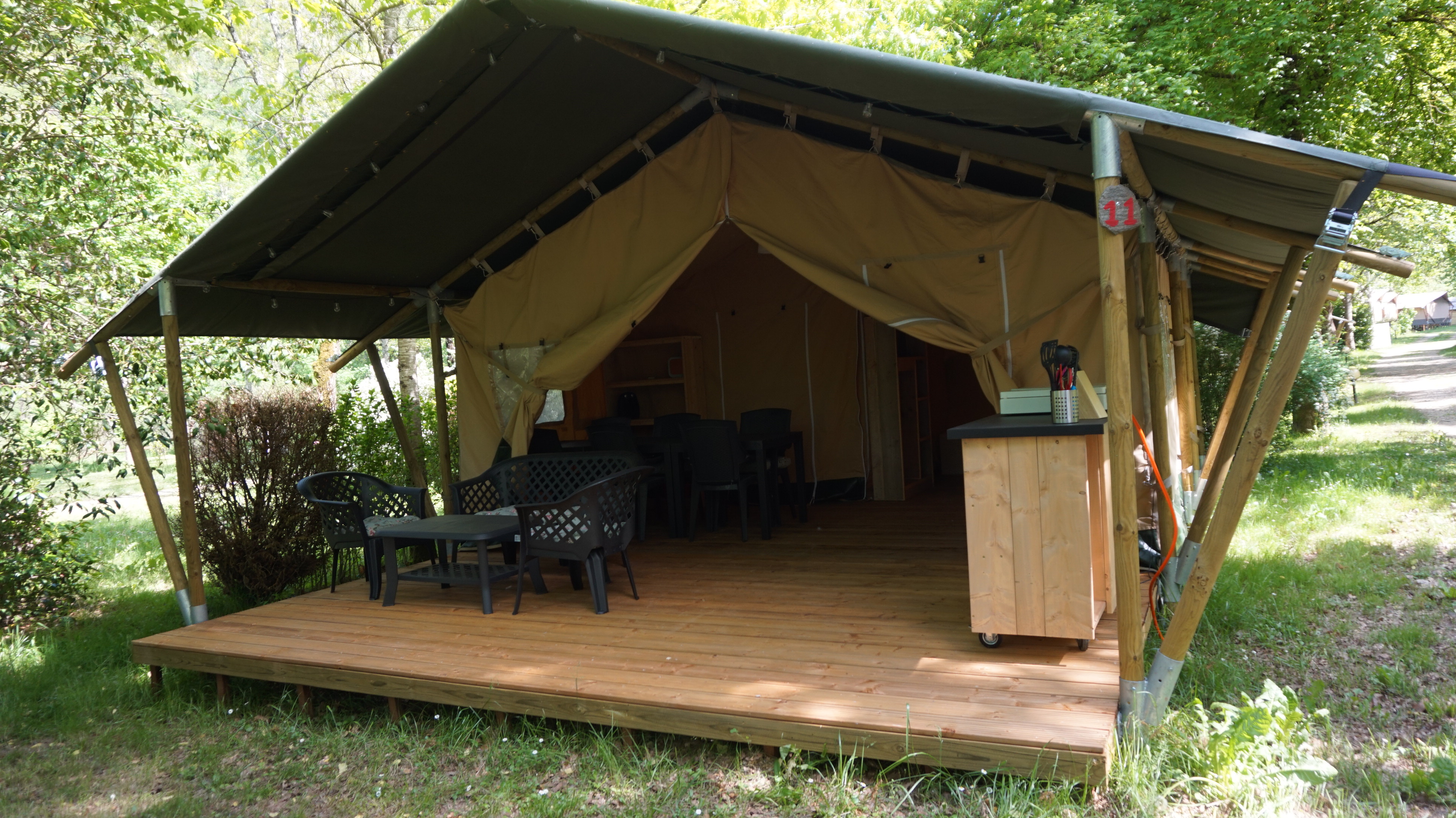 Camping Pittoresque - Safaritent 6 personen