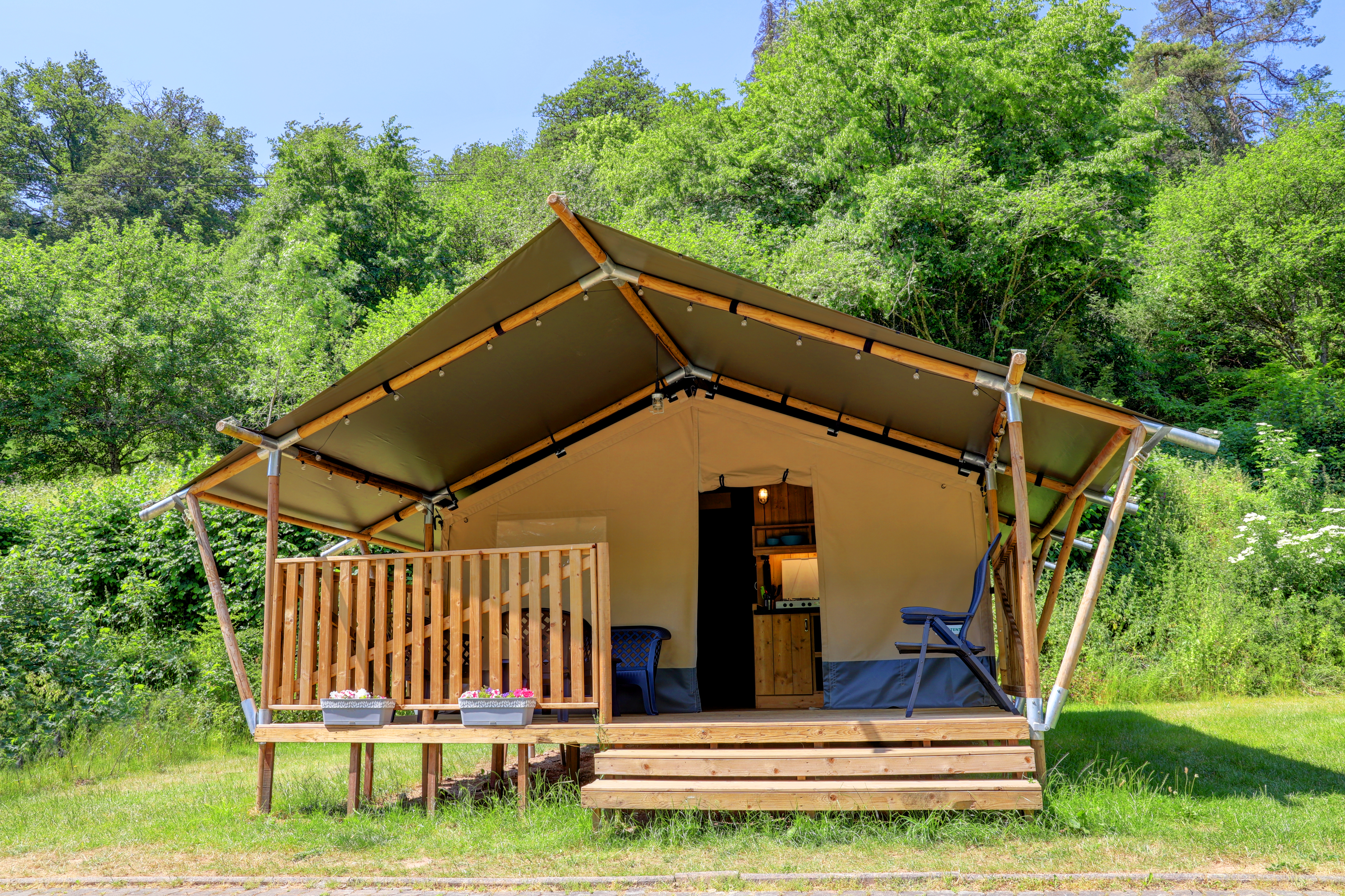 Camping Drei Spatzen - Safaritent 4 personen incl. sanitair