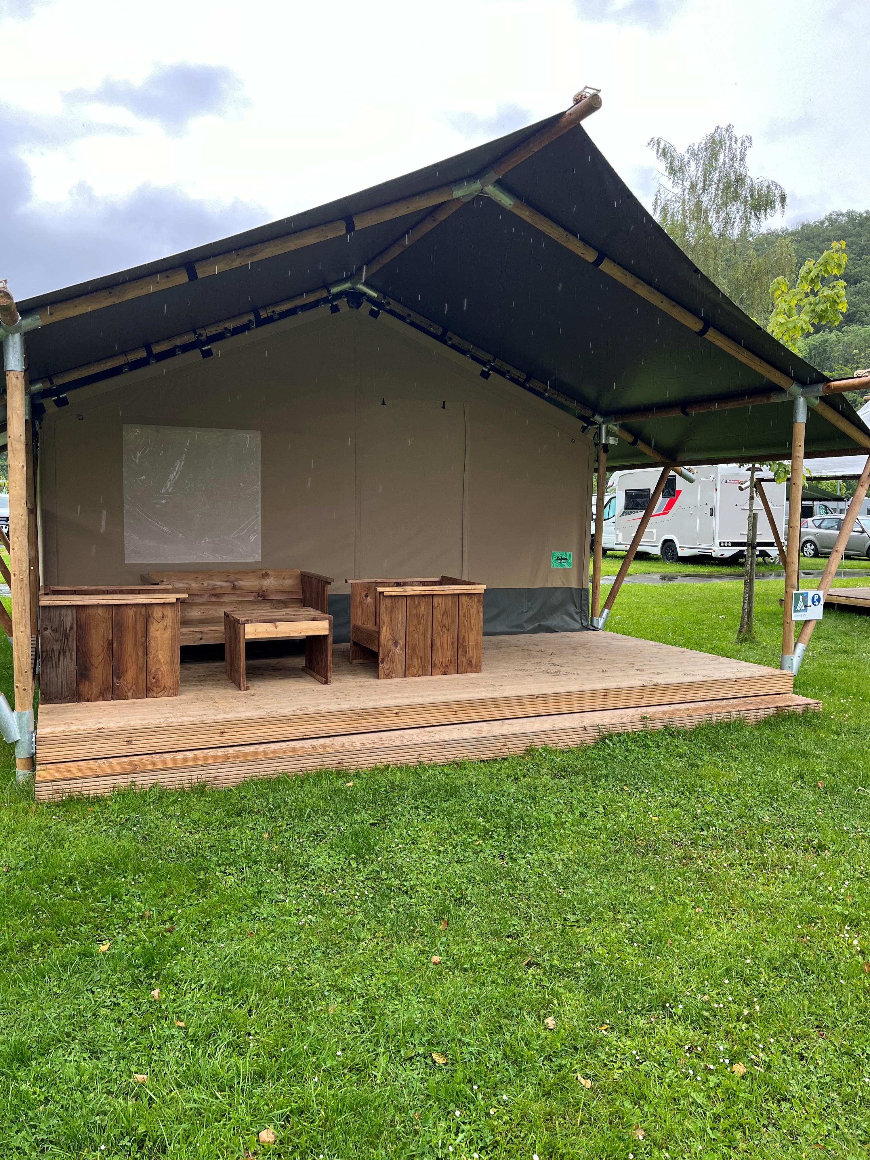 Camping La Colline - Safari tent for 6 people